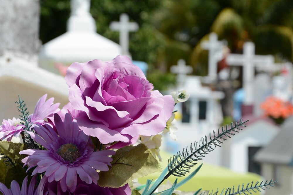 Why Choosing a Local Funeral Director Near Me Matters?